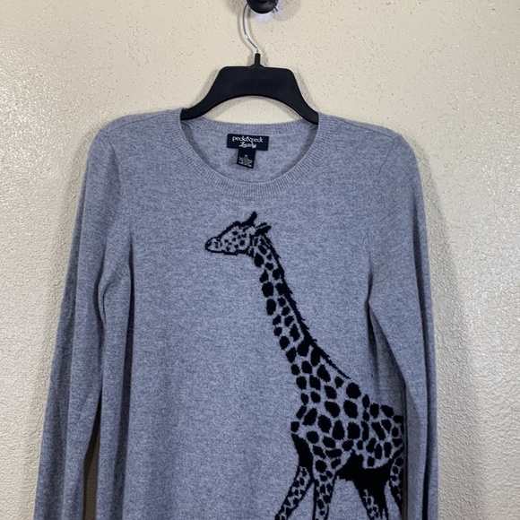 Peck & Peck Sweater Gray with Giraffe Design M 100% Cashmere SOFT - Picture 4 of 12